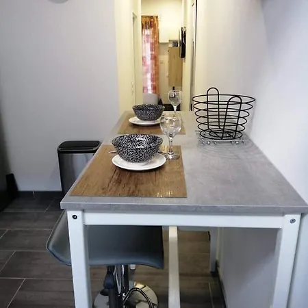 Le Studio De Molière Deluxe Appartement *